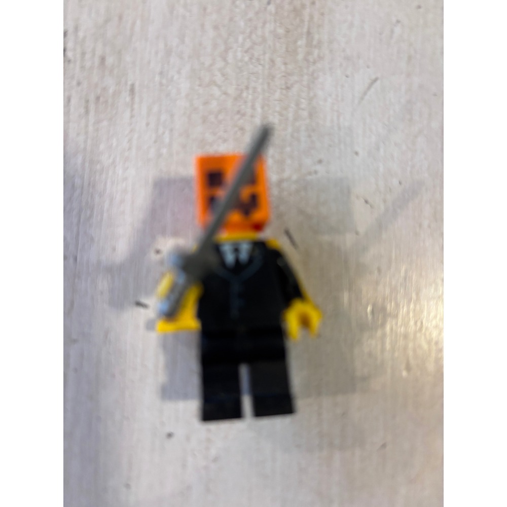LEGO minifigure kids one size orange minecraft pumpkin head with sword cape